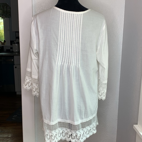 Alfani White Lace Trim Blouse top cottagecore romantic feminine size 8 - Picture 3 of 5